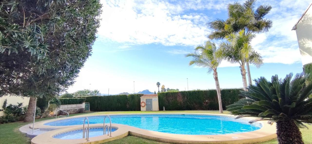 La Giralda By Costa Apartment Dénia